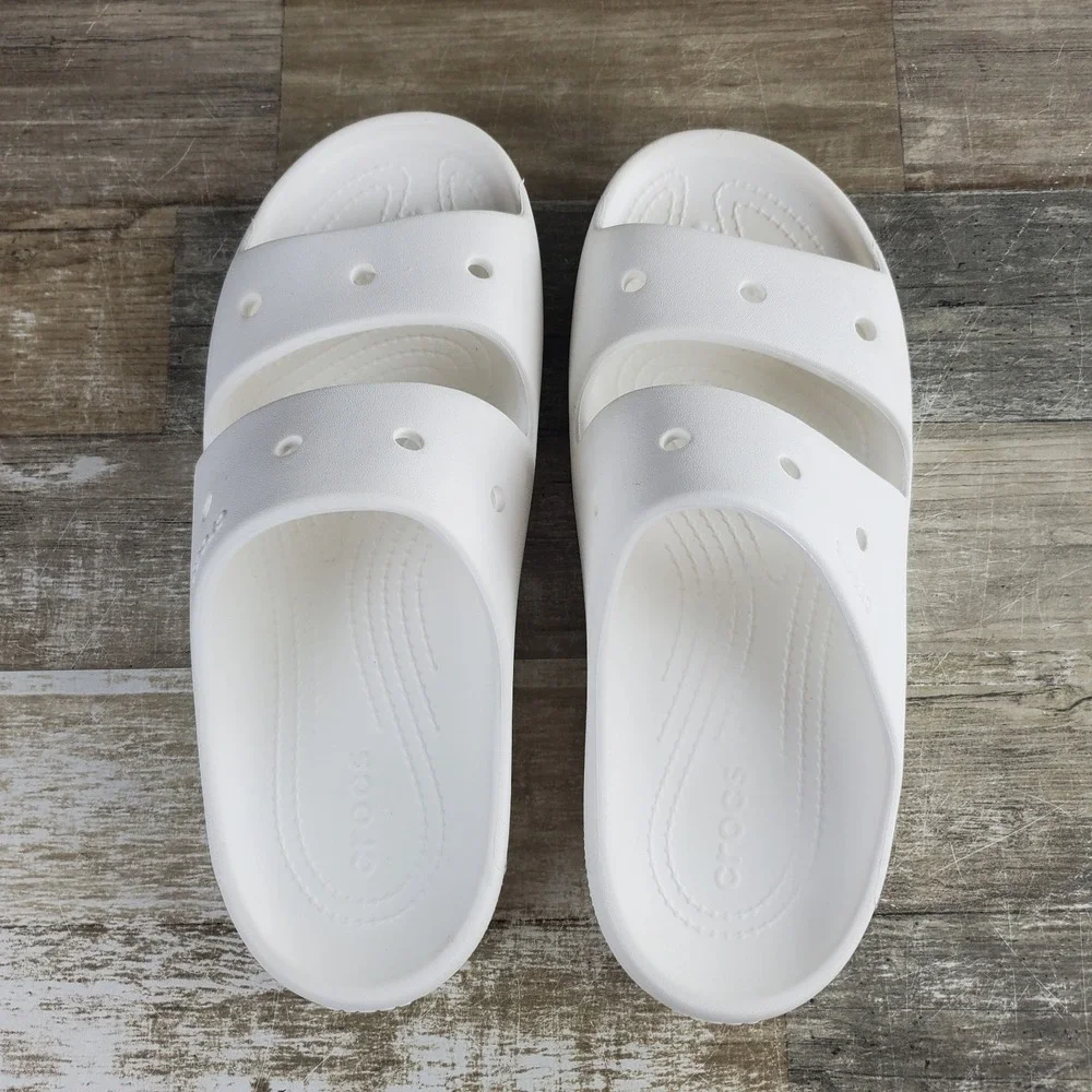 CROCS worn 2x